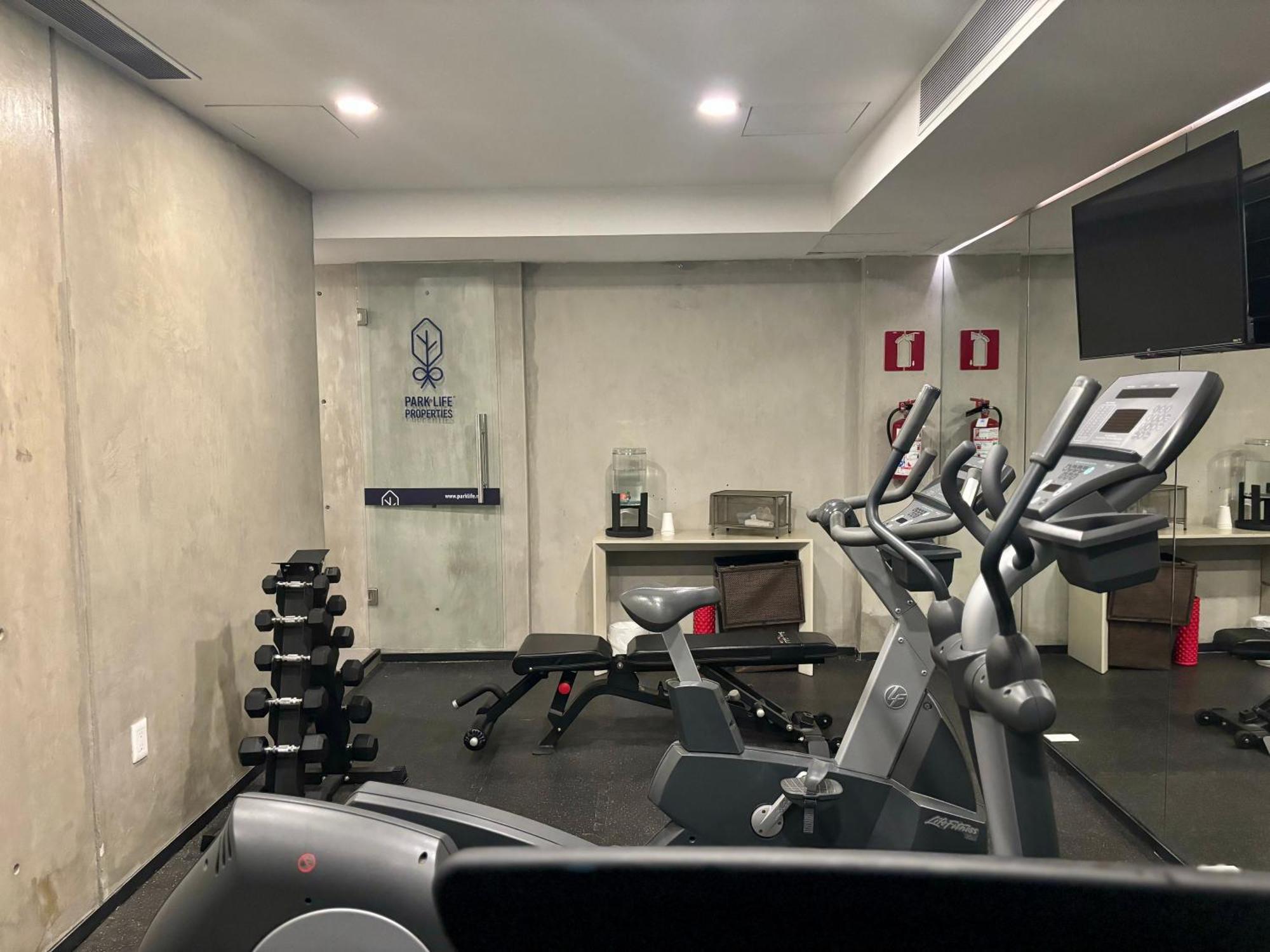 メキシコシティPark Life Condesa Hipodromoアパートメント エクステリア 写真